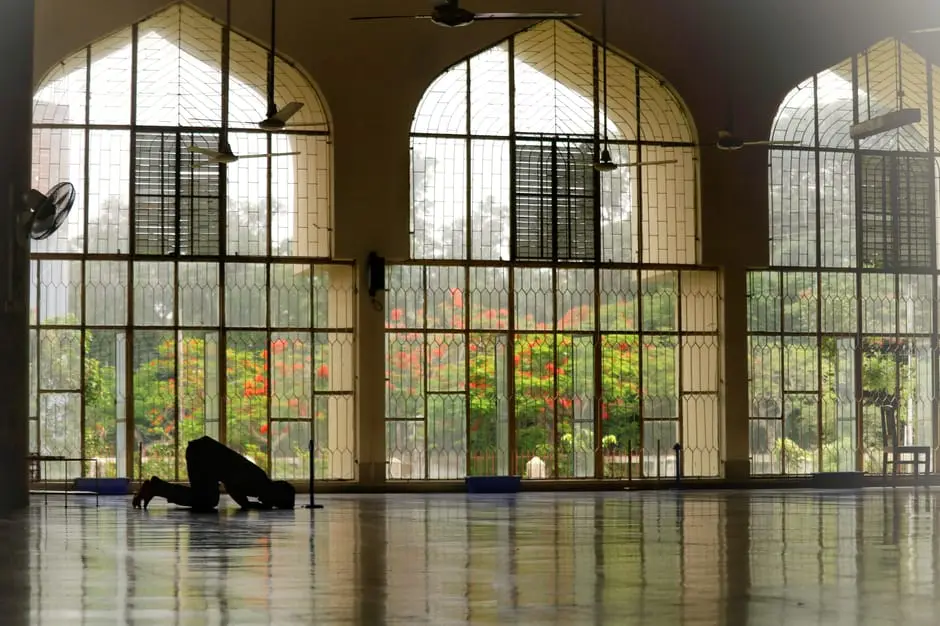 تطبيقات Athan وAthan Pro للأذان ومواقيت الصلاة