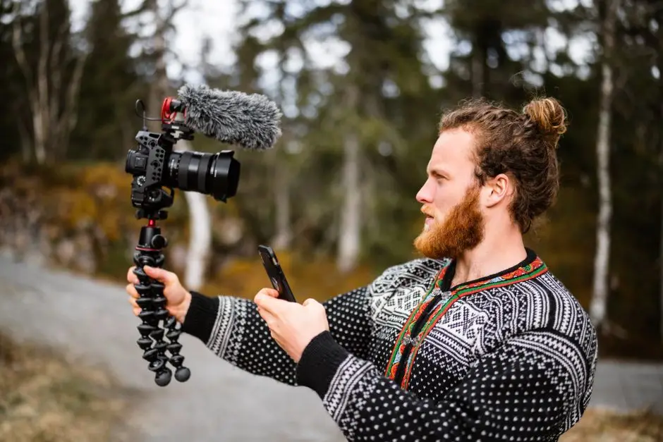 صانع محتوى يستخدم Insta360 Ace Pro 2 في تصوير رحلة سفر