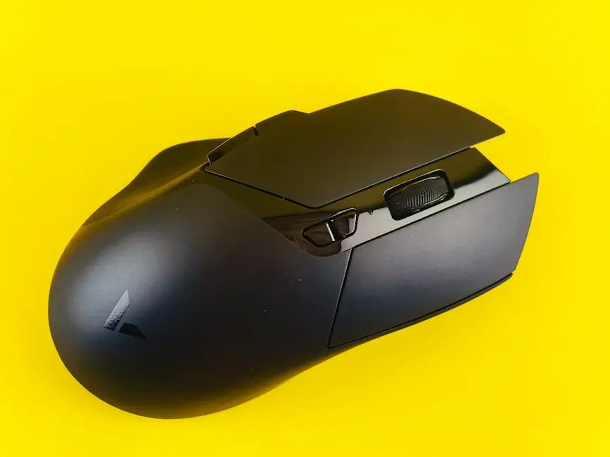 ماوس جيمنج لاسلكي أسود حديث يشبه Logitech G Pro X Superlight 2