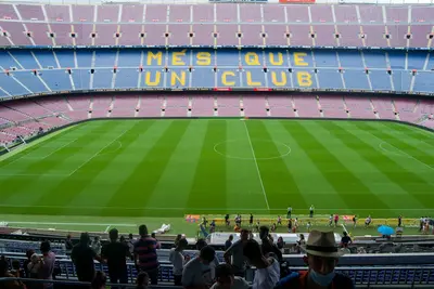 برشلونة في EA FC 26: كيف تحاكي كلاسيكو لقب الليغا 29؟